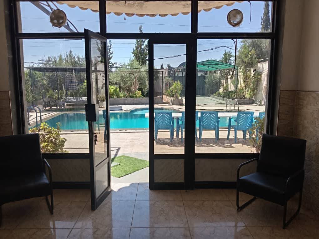 للبيع فيلا -طريق المطار - 4