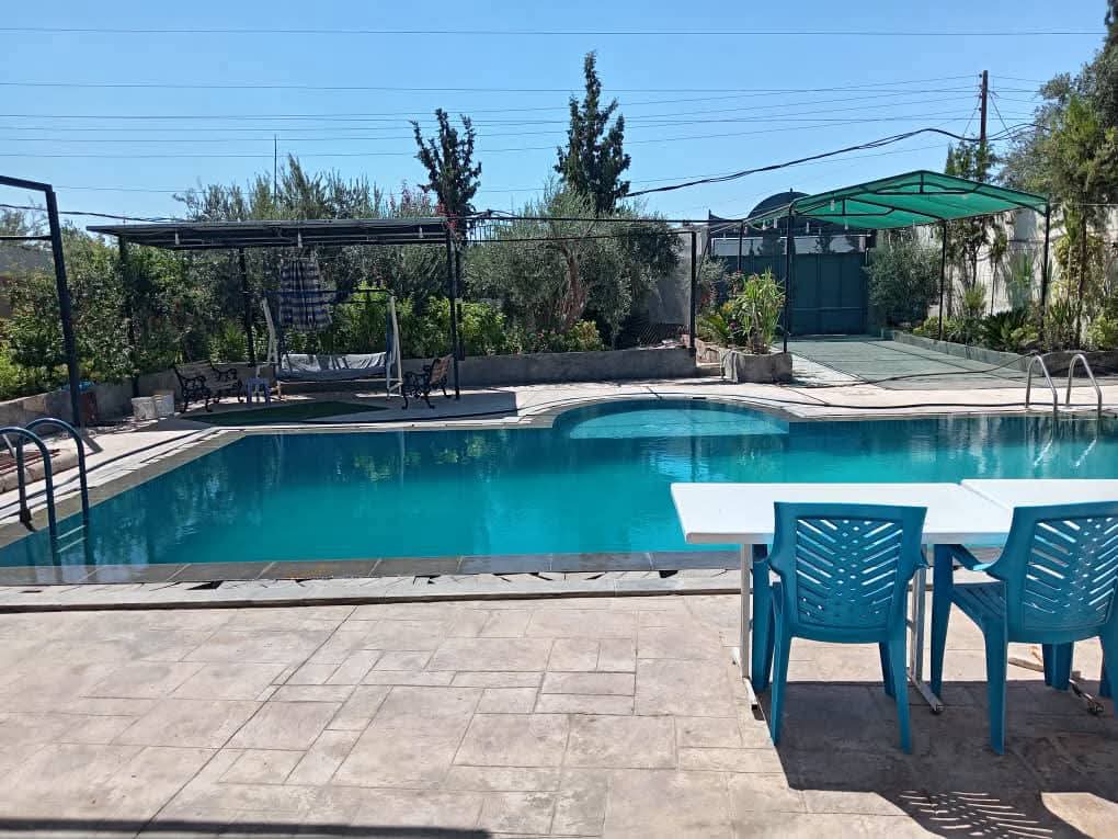 للبيع فيلا -طريق المطار - 3