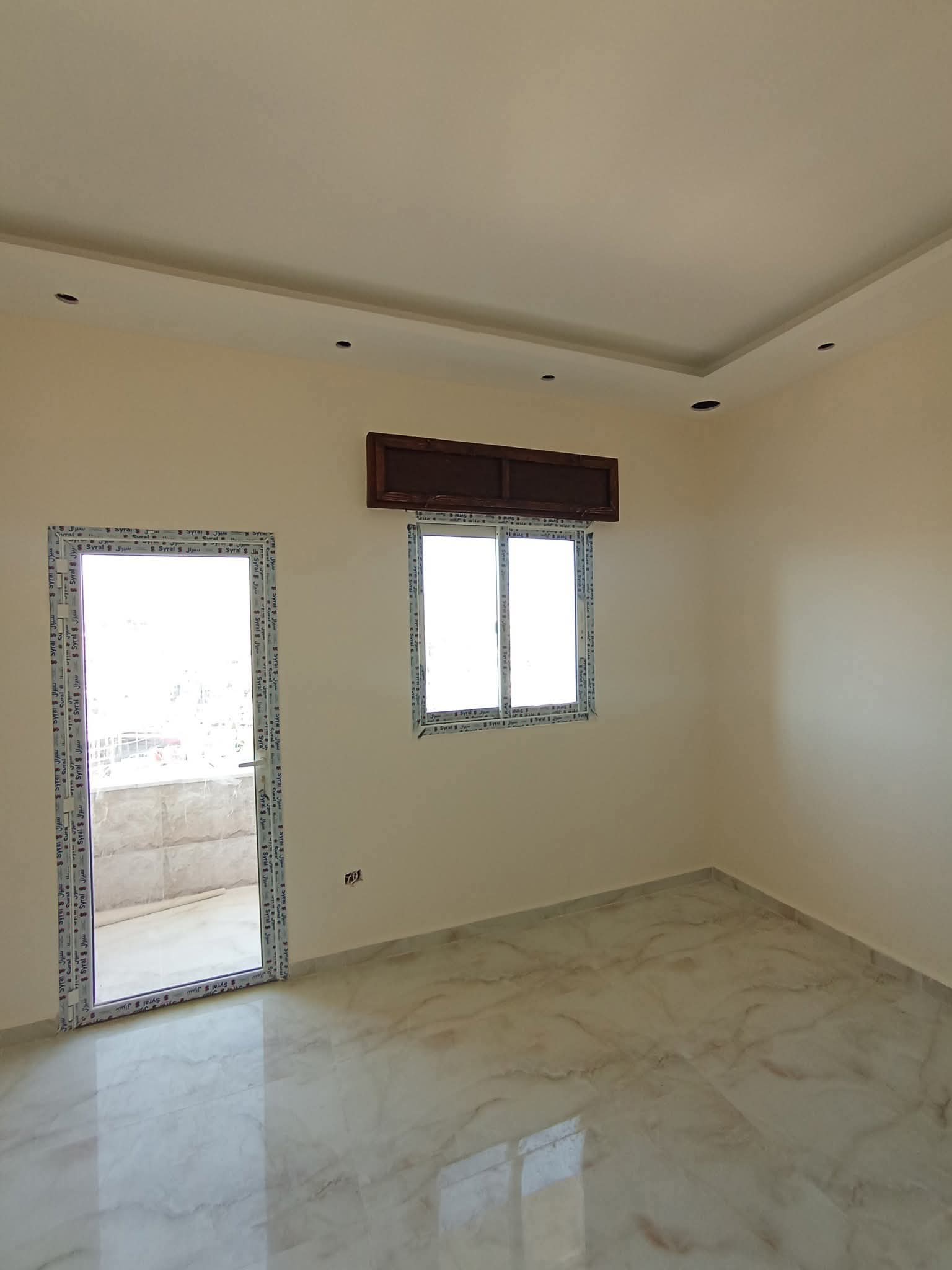 شقة قيد التشطيب-قدسيا - 4