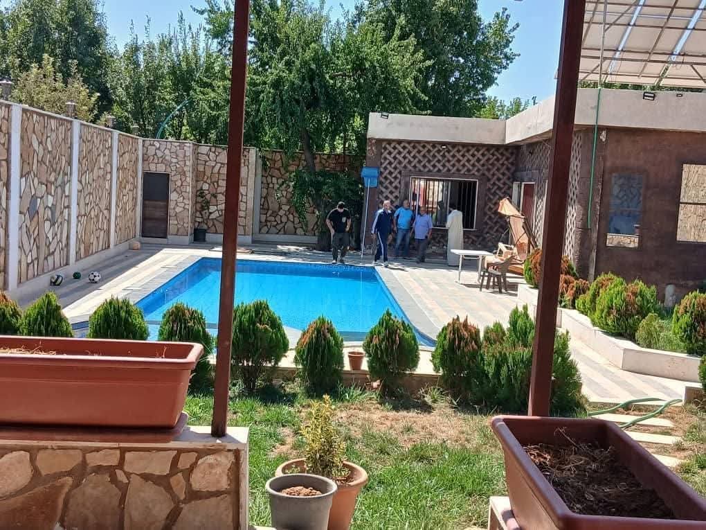 مزرعة للبيع مع الفرش-التكية - 2