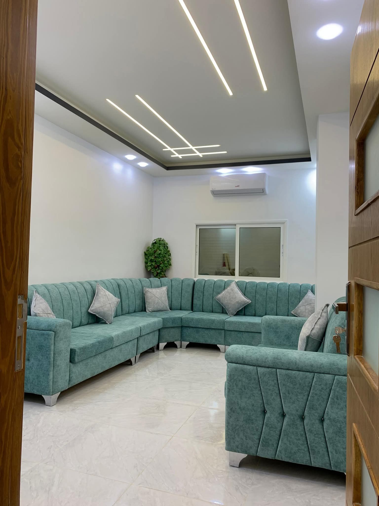 شقة مفروشة -اشرفية صحنايا - القرية الصغيرة مقابل المدرسة - 4