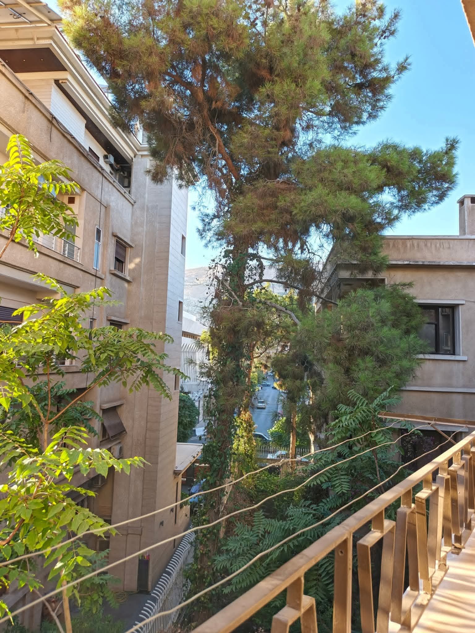 شقة للبيع -ابو رمانة - 2