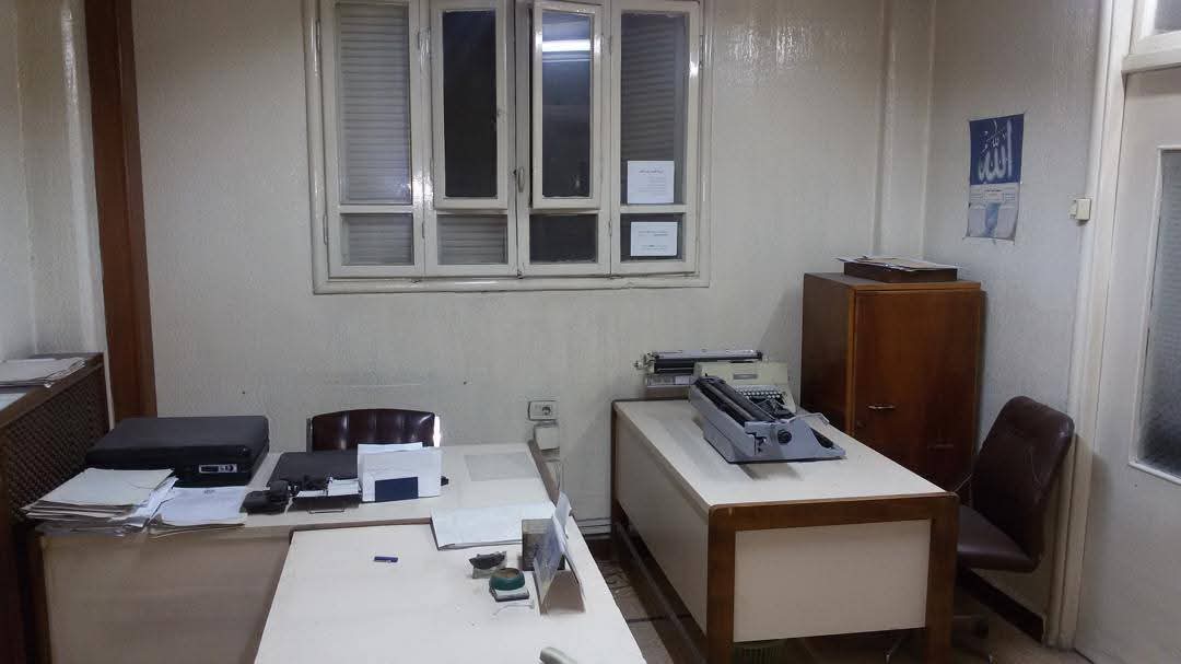 مكتب بموقع مميز للايجار -التجهيز - 4