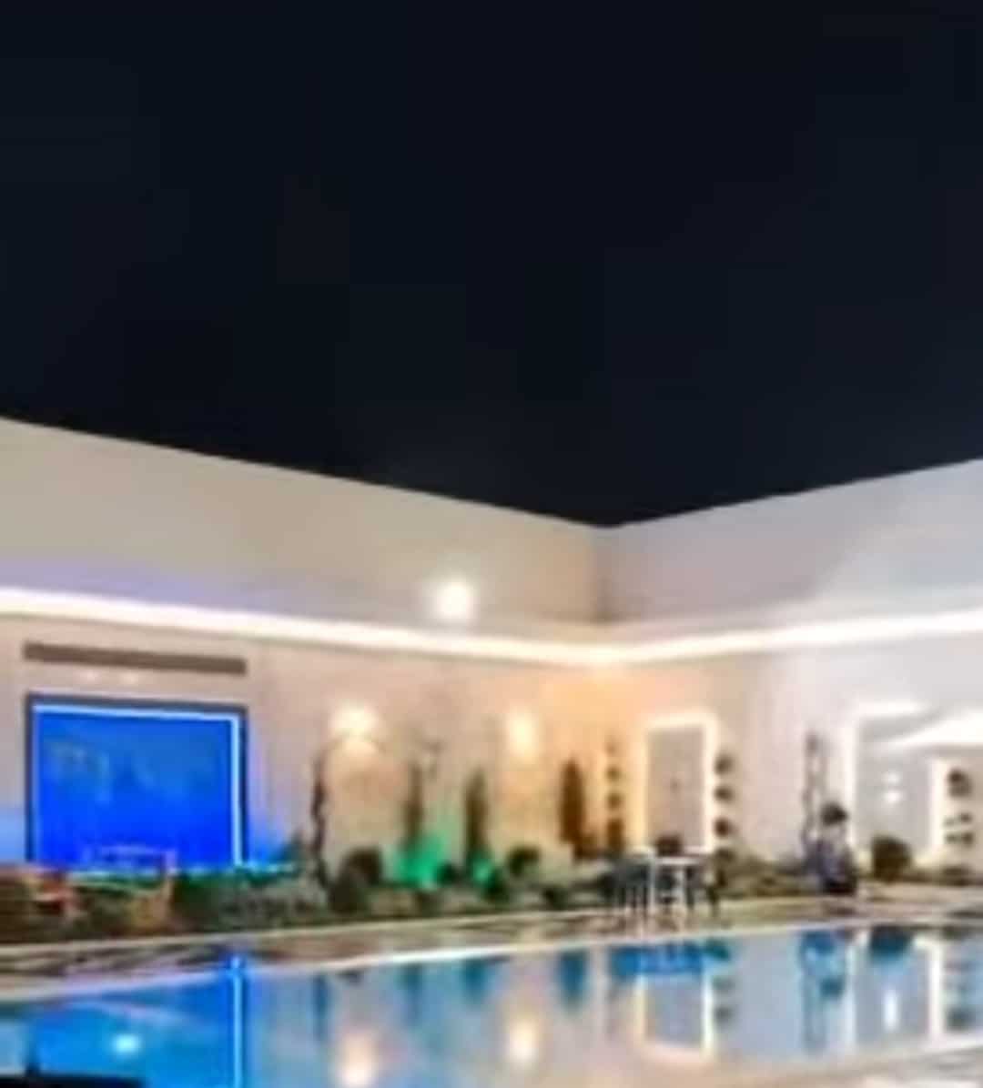 فيلا ملكية من اجمل الفلل للبيع -طريق المطار - 3