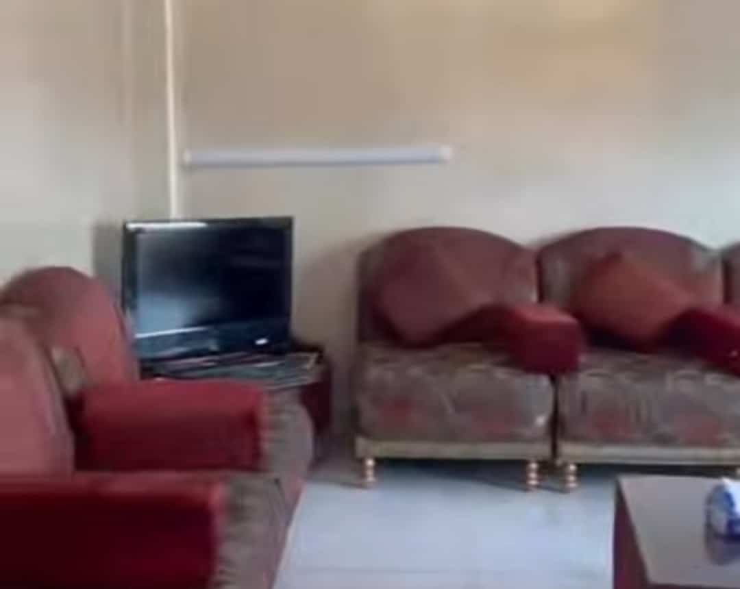 شقة من ارقى الشقق للايجار -خورشيد - 5