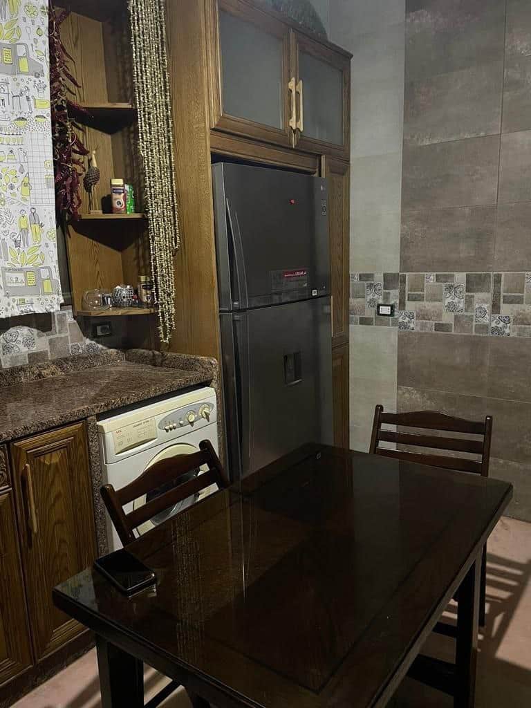 شقة فاخرة للبيع -المزة- فيلات متصلة - 2