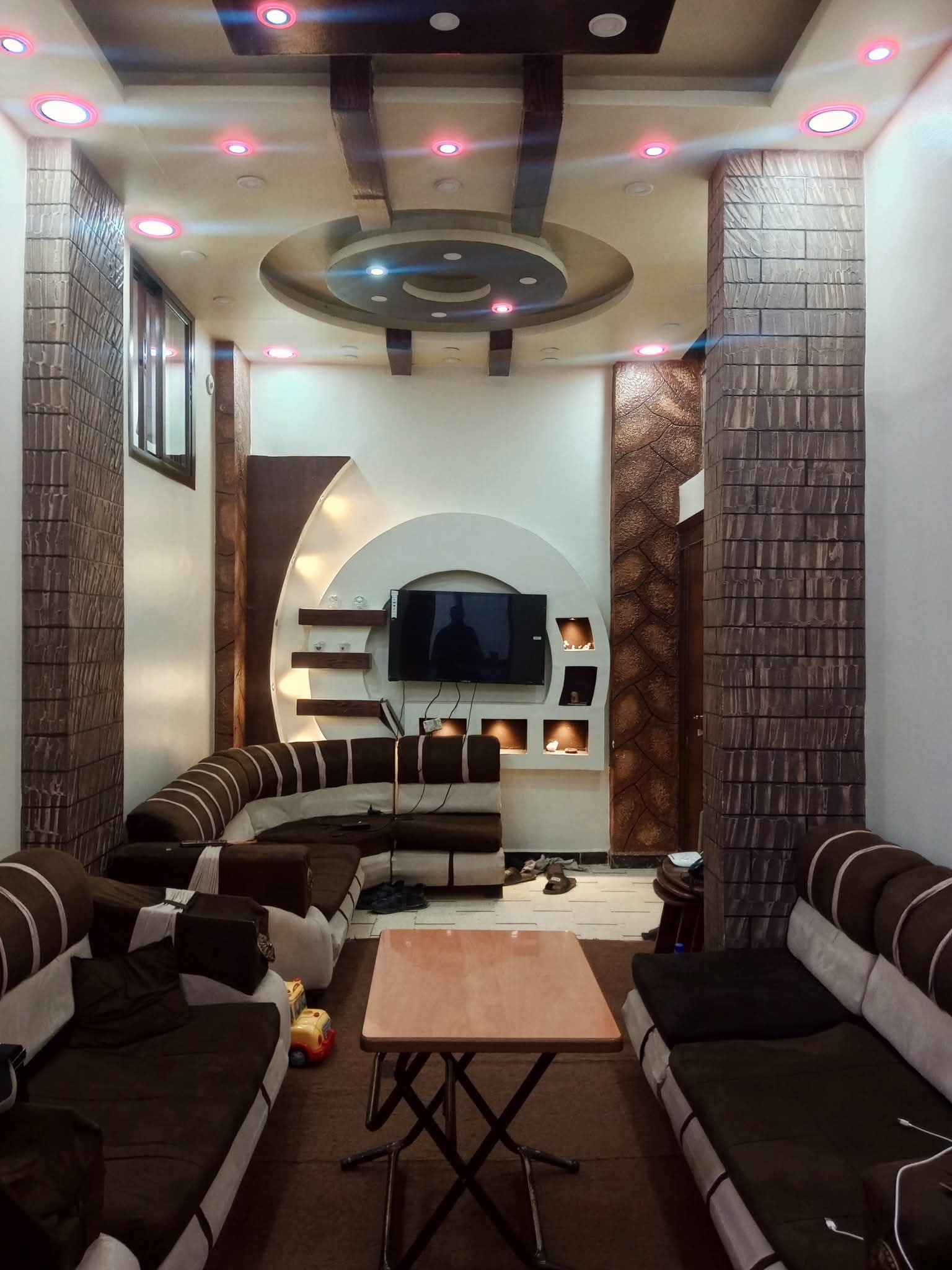 منزل ارضي مع حديقة للبيع -حرستا - 2