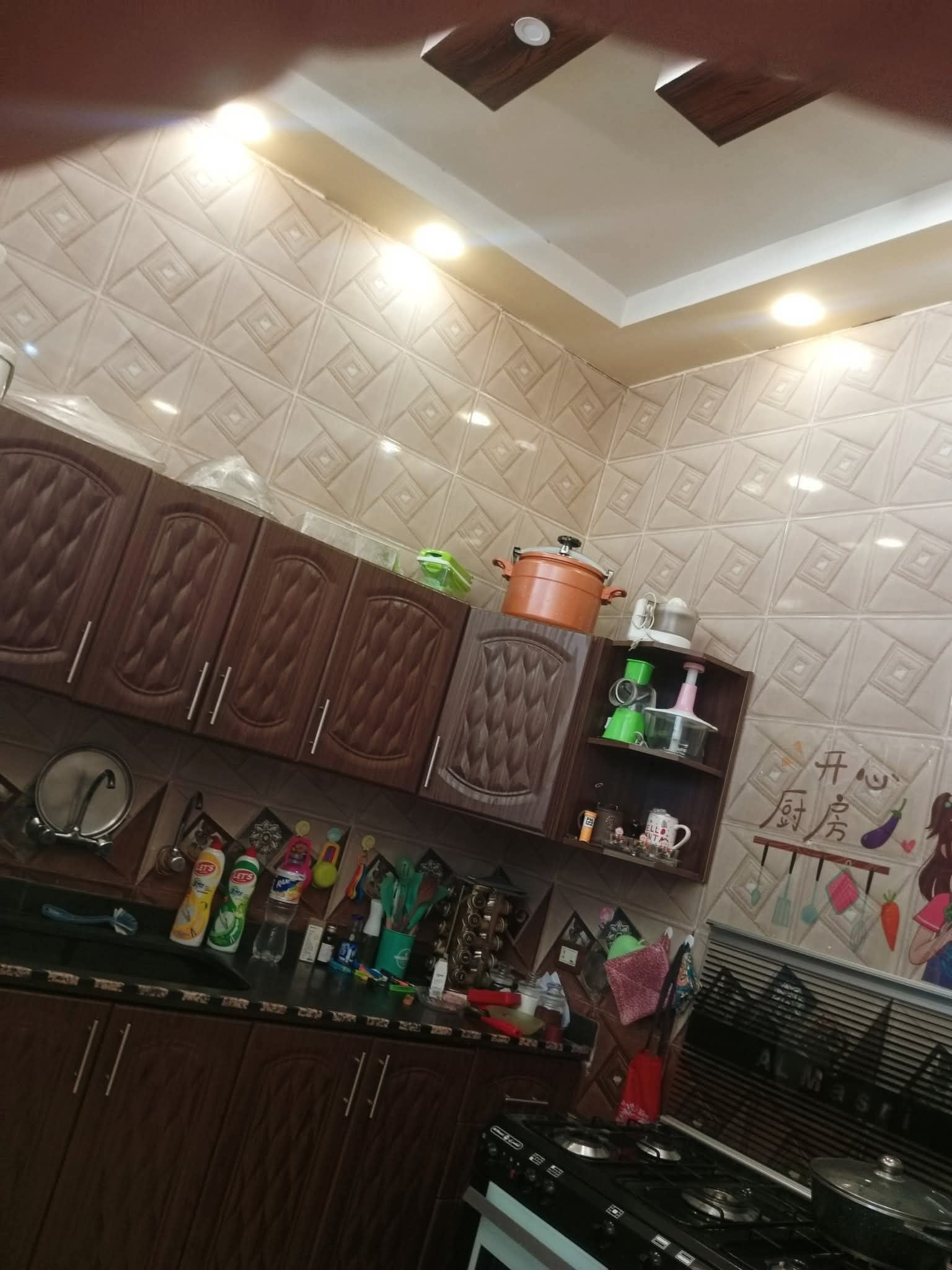 منزل ارضي مع حديقة للبيع -حرستا - 5