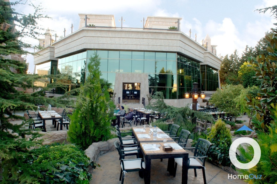 اكبر واجمل مطعم بسوريا للبيع -دمشق - 3