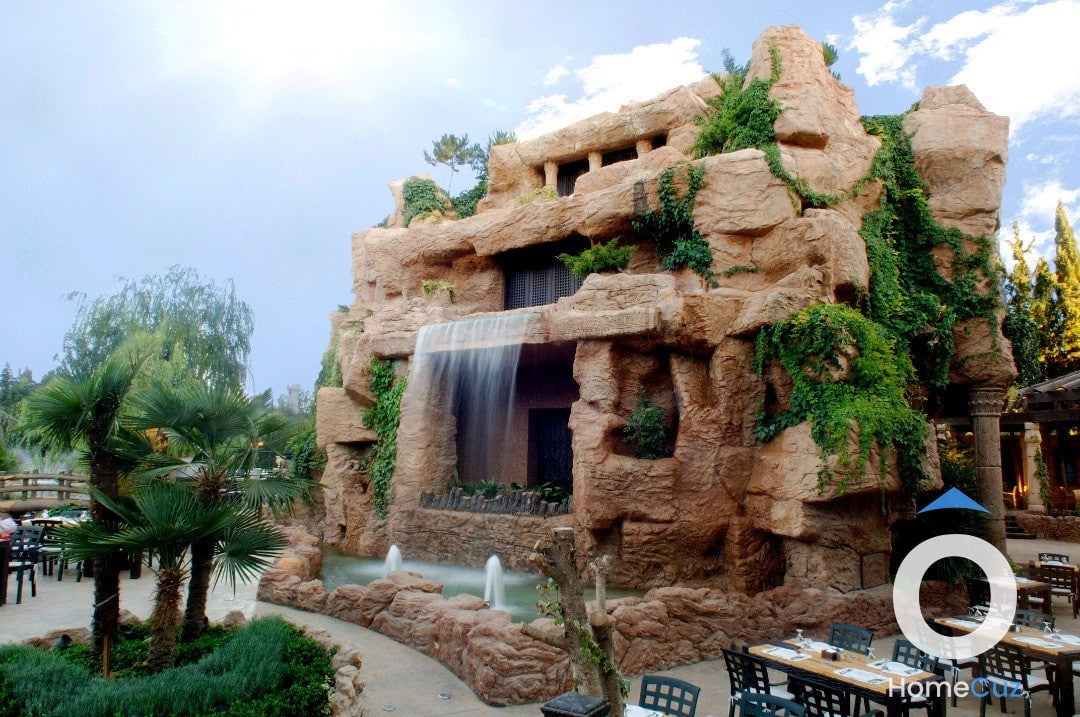 اكبر واجمل مطعم بسوريا للبيع -دمشق - 2