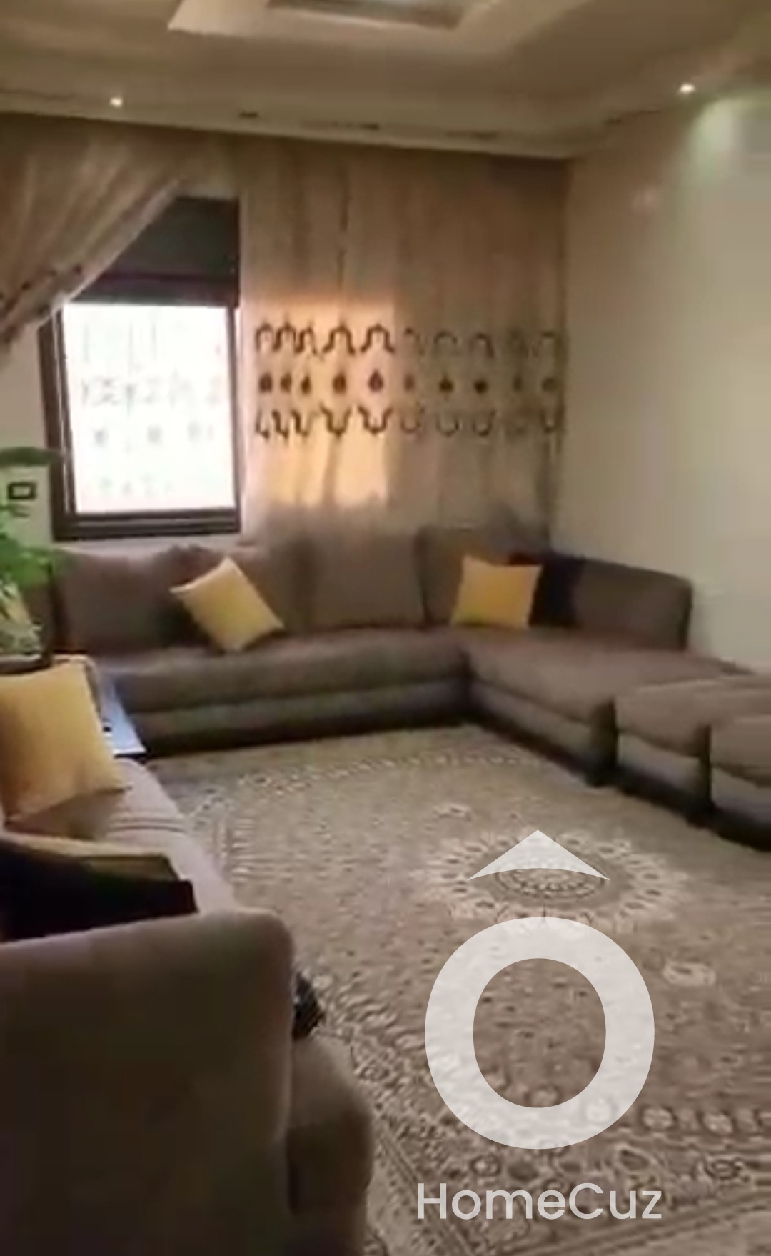 منزل مميز للبيع - التل - 2