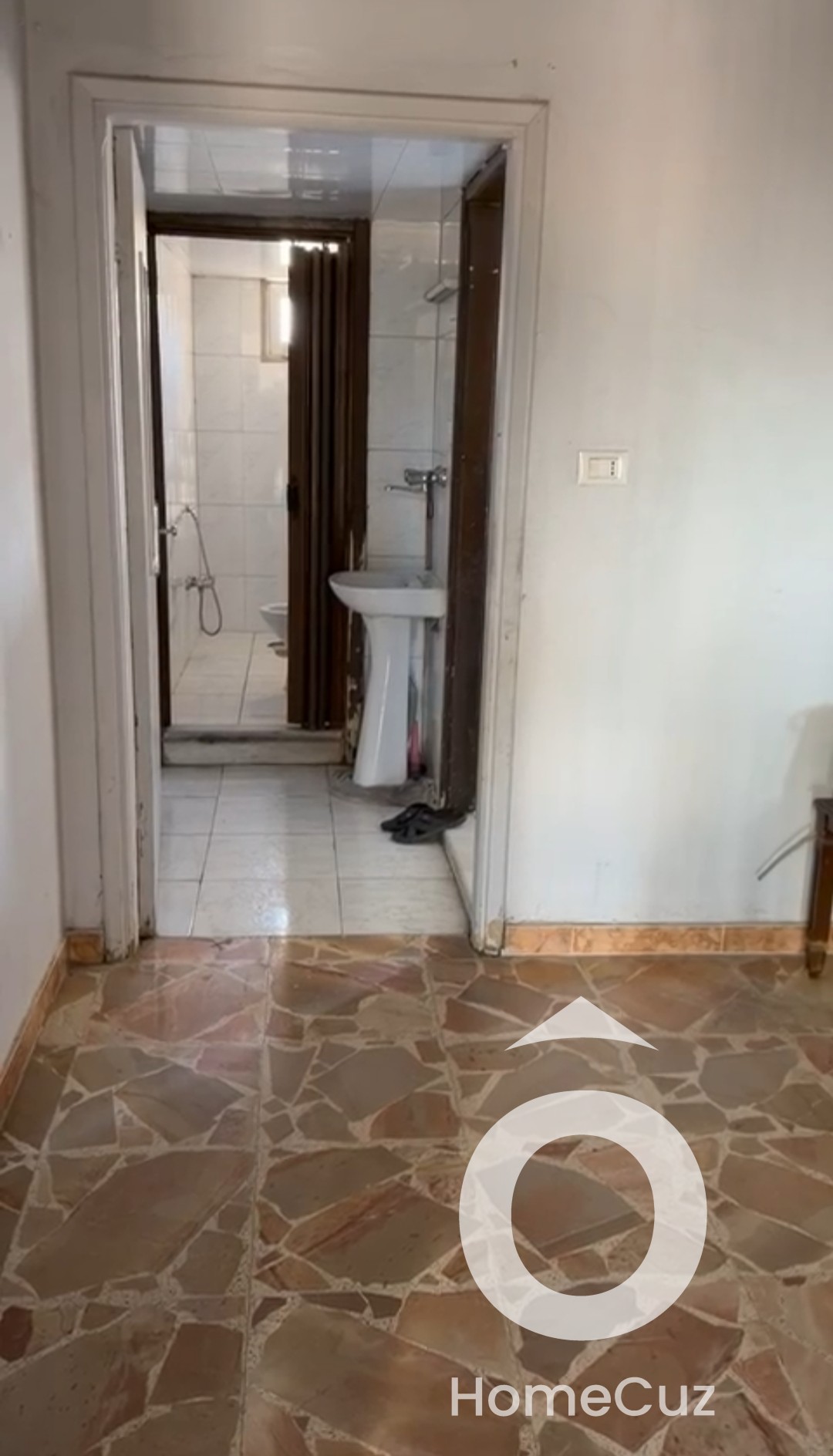 شقة للبيع- ضاحية التل - 4