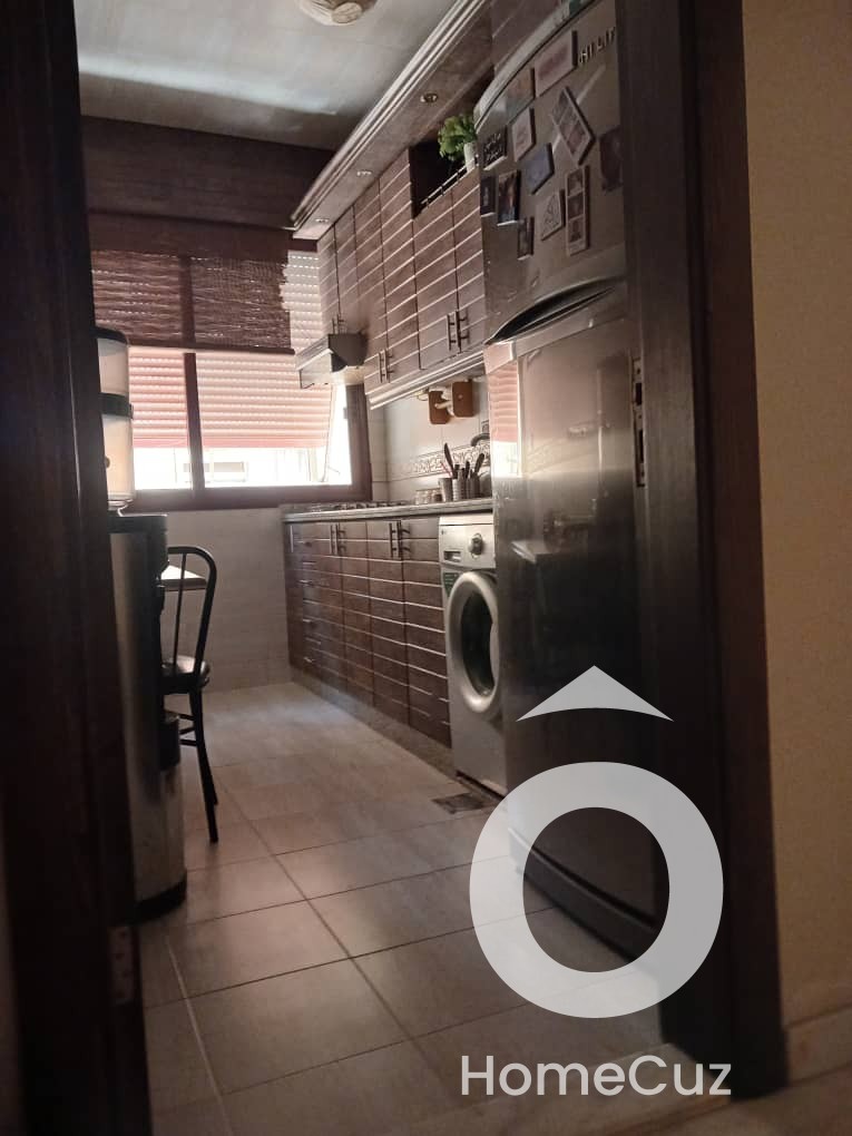 شقة مميزة للبيع - تخطيط كفرسوسة - 2