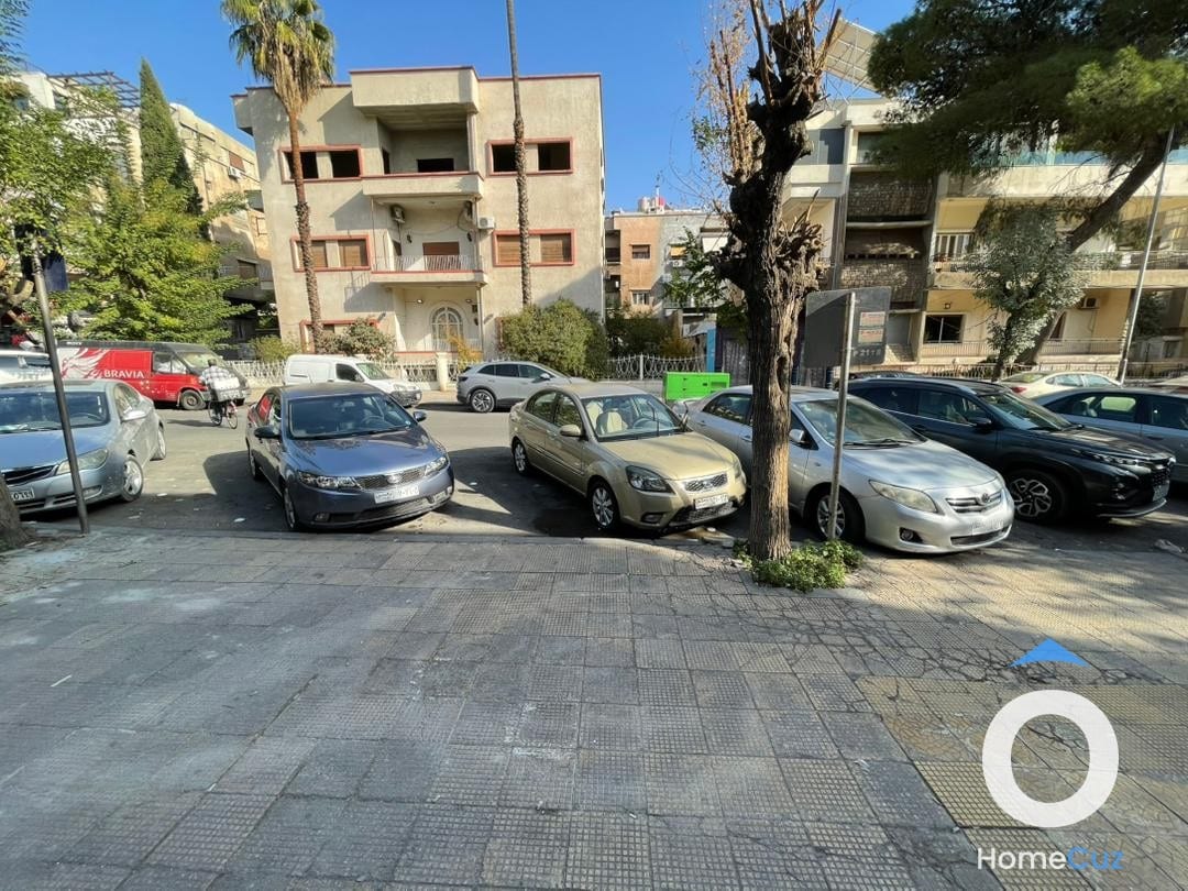 محل للايجار-ساحة القصور - 3