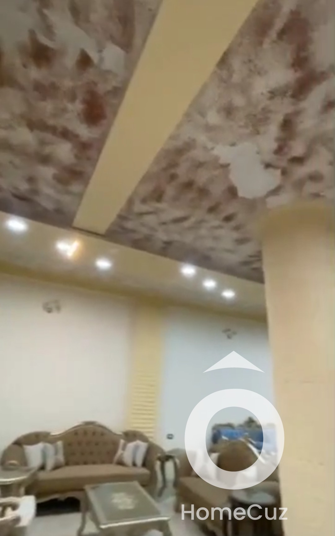 صالة مفروشات للبيع - حزة - 2