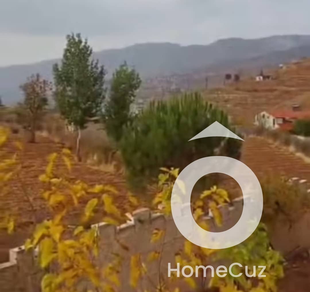 فيلا ٣ طوابق للبيع - الزبداني - طريق سرغايا - 2